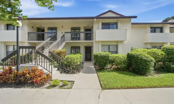 3340 Lucerne Park Drive, Greenacres, FL 33467