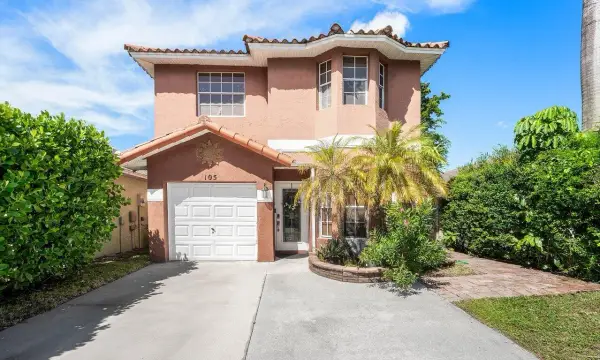 105 Plumage Lane, West Palm Beach, FL 33415