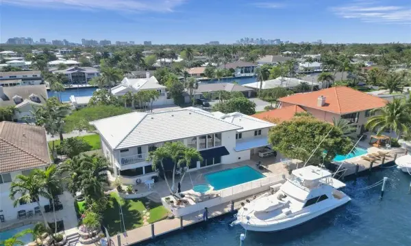 2875 NE 25th Court, Fort Lauderdale, FL 33305