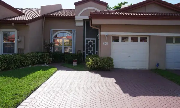 9919 Malvern Drive, Tamarac, FL 33321