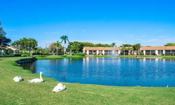 5355 10th Fairway Drive 2, Delray Beach, FL 33484