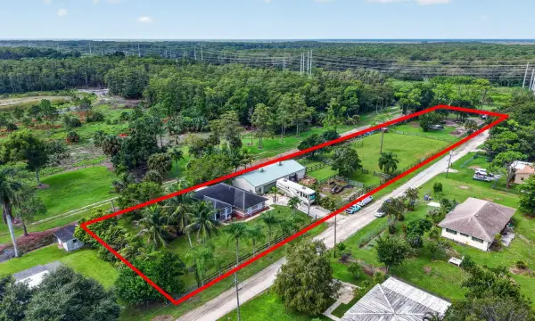 10920 Barn Road, Lake Worth, FL 33449