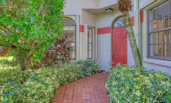 7744 Lexington Club Boulevard, Delray Beach, FL 33446