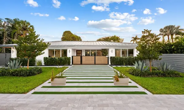 2000 Coral Gardens Drive, Wilton Manors, FL 33306