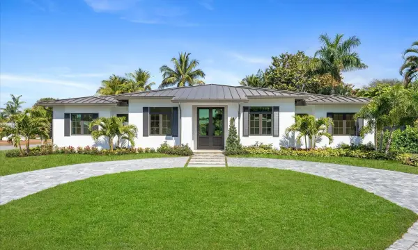 715 Mission Hill Road, Boynton Beach, FL 33435