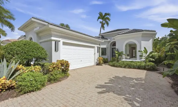 7695 Villa D Este Way, Delray Beach, FL 33446
