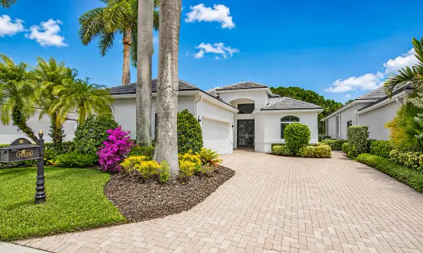 16124 Villa Vizcaya Place, Delray Beach, FL 33446