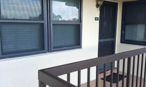 4693 E Lucerne Lakes Boulevard E 202, Lake Worth, FL 33467