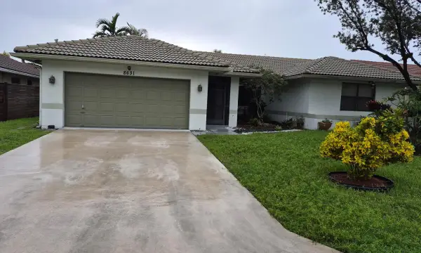 8631 NW 82nd Street, Tamarac, FL 33321