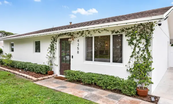 4358 Birdwood Street, Palm Beach Gardens, FL 33410