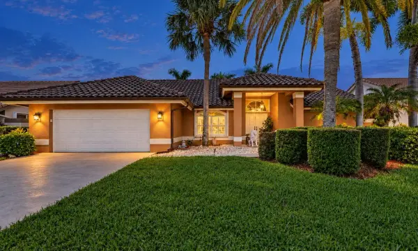 6001 Wedgewood Village Circle, Lake Worth, FL 33463