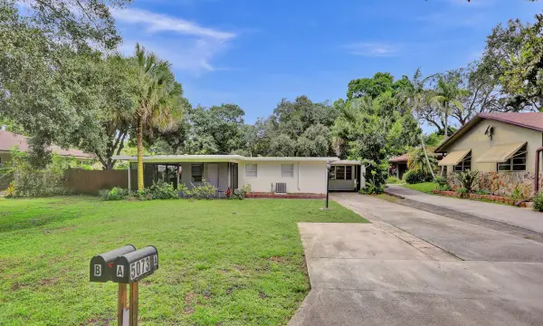 5073 SW 28th Avenue, Dania Beach, FL 33312