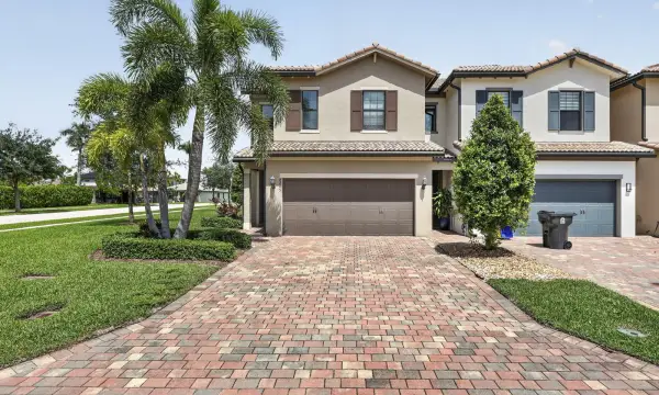 8245 Cadre Noir Road, Lake Worth, FL 33467