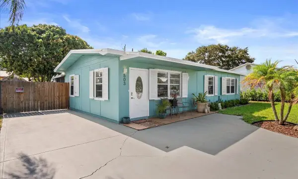 Address Withheld, Jupiter, FL 33458