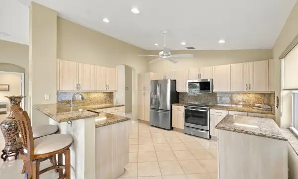 7118 Treviso Lane, Boynton Beach, FL 33472