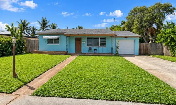 110 SE 3rd Avenue, Boynton Beach, FL 33435