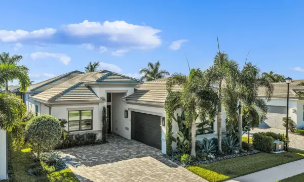 9266 Mountain Pine Grove, Boynton Beach, FL 33473