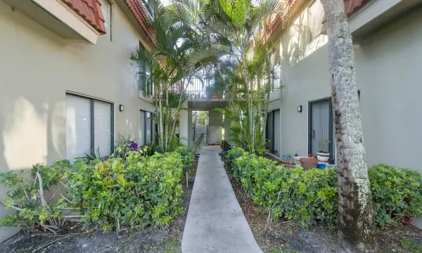 11392 Royal Palm Boulevard 11392, Coral Springs, FL 33065
