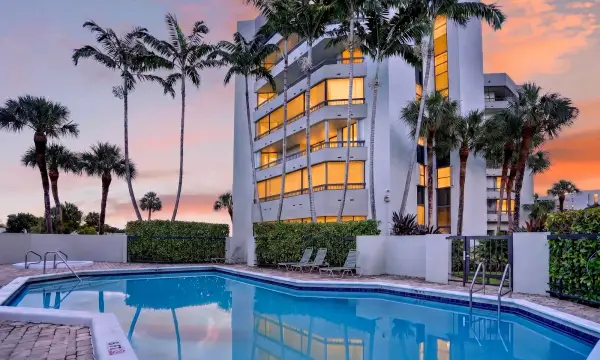 6463 La Costa Drive 402, Boca Raton, FL 33433
