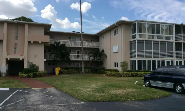 2562 Garden Drive N 204, Lake Worth, FL 33461