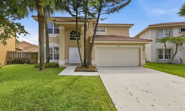 10843 Buttonwood Lake Drive, Boca Raton, FL 33498