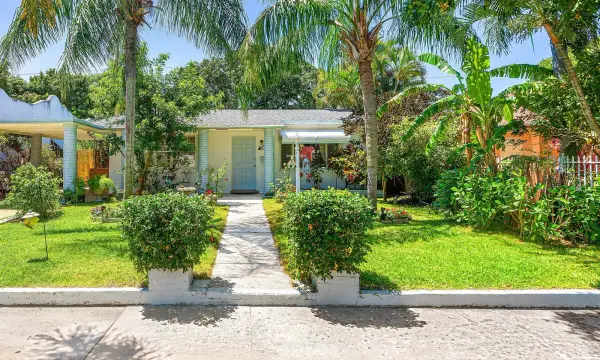 418 Kern Street, West Palm Beach, FL 33405