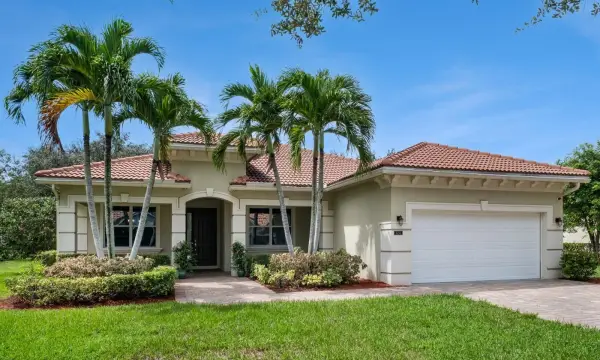 6756 Osage Circle, Greenacres, FL 33413