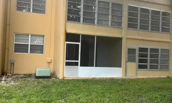 6150 NW 62nd Street 108, Tamarac, FL 33319
