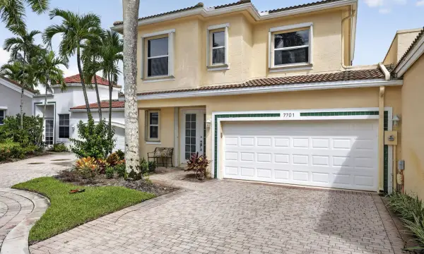 7701 Cardinal Court, West Palm Beach, FL 33412