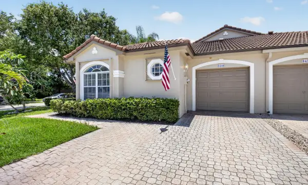 8446 Via Serena, Boca Raton, FL 33433
