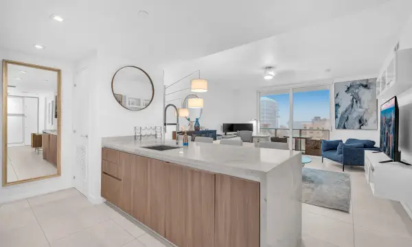 401 N Birch Road 512, Fort Lauderdale, FL 33304