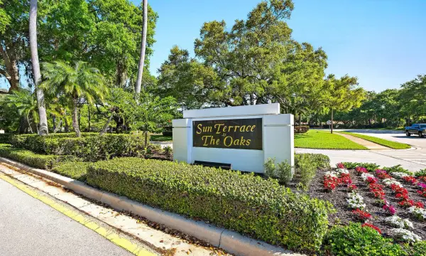 8404 Chapman Oak Court, Palm Beach Gardens, FL 33410