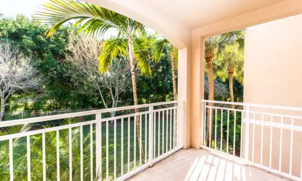 6492 Emerald Dunes Drive 205, West Palm Beach, FL 33411