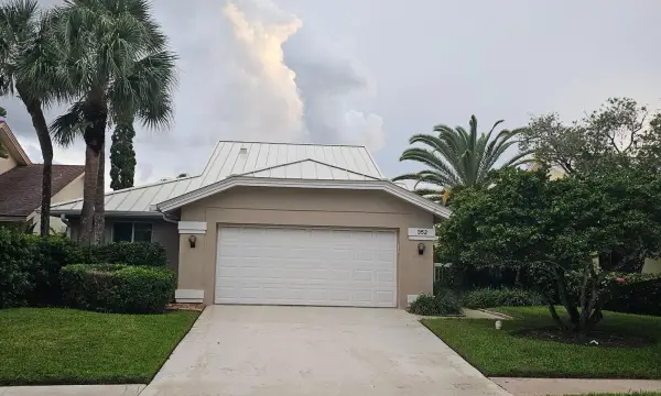352 River Edge Road, Jupiter, FL 33477
