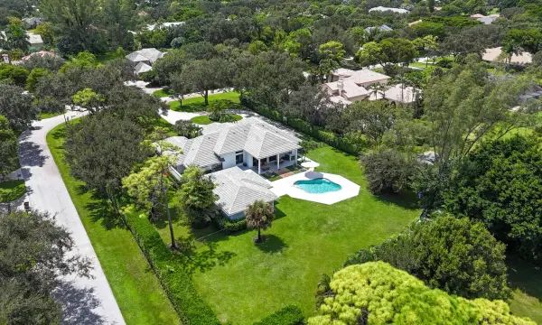 5664 High Flyer Road S, Palm Beach Gardens, FL 33418