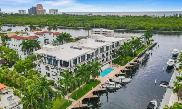 2770 NE 14th Street 203, Fort Lauderdale, FL 33304