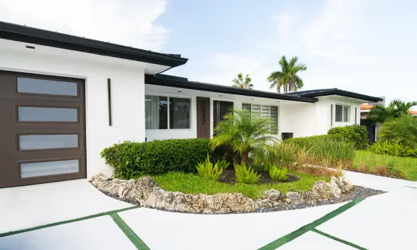2537 SE 10th Court, Pompano Beach, FL 33062