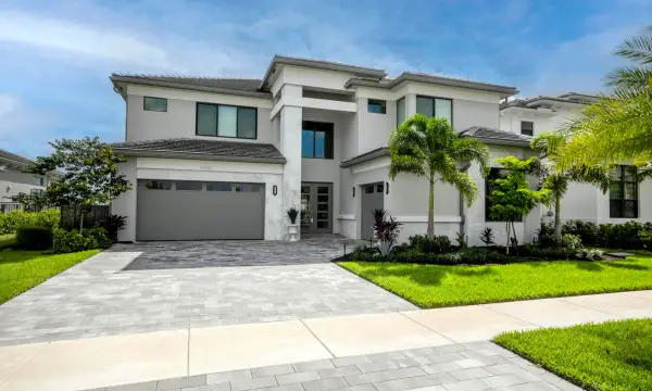 10050 Skyloft Street, Palm Beach Gardens, FL 33412