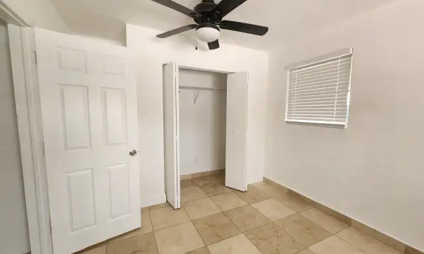 8760 NW 14th Street, Pembroke Pines, FL 33024