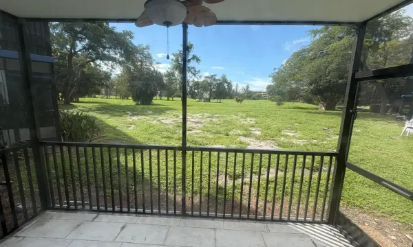 6260 S Falls Cir Drive 105, Lauderhill, FL 33319