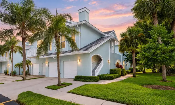 909 Mainsail Circle, Jupiter, FL 33477