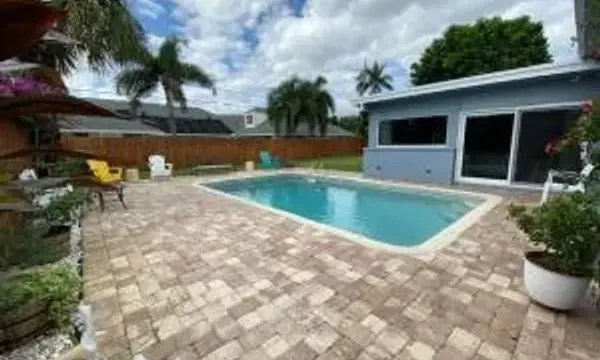 6601 Lake Clarke Drive, Lake Clarke Shores, FL 33406