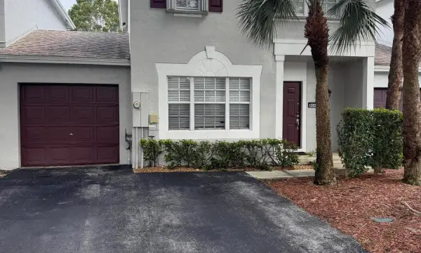 9541 Bradshaw Lane, Tamarac, FL 33321
