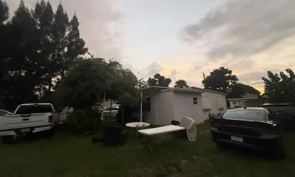 4307 Dale Road, Palm Springs, FL 33406