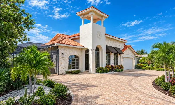 3901 NE 23rd Terrace, Lighthouse Point, FL 33064
