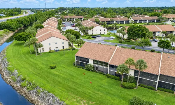 7915 Willow Spring 1218, Lake Worth, FL 33467