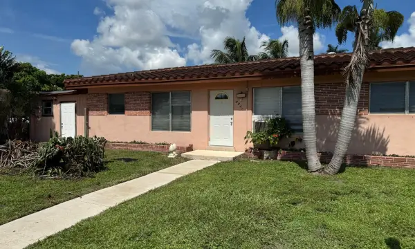 5051 SW 10th Street, Plantation, FL 33317