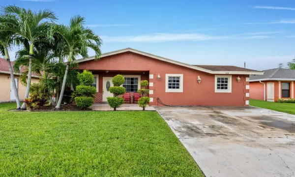 524 NW 9th Avenue, Boynton Beach, FL 33435