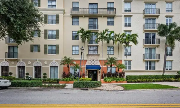 720 S Sapodilla Avenue 204, West Palm Beach, FL 33401