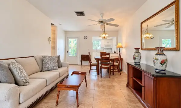 2920 Crosley Drive E E, West Palm Beach, FL 33415
